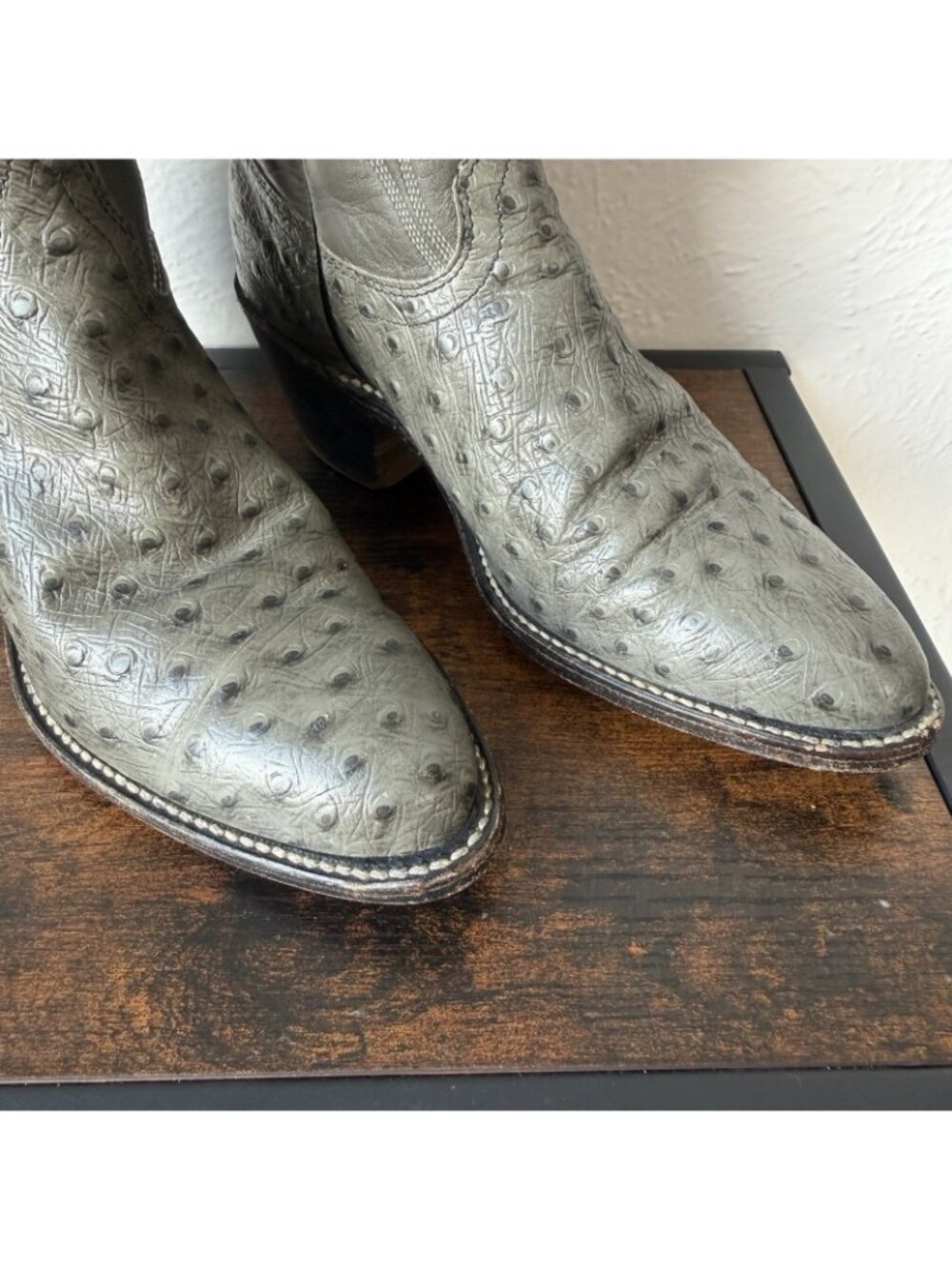 Vintage Frye Ostrich Quill Leather Women’s Western Cowboy Boots 6 B - Picture 6 of 15